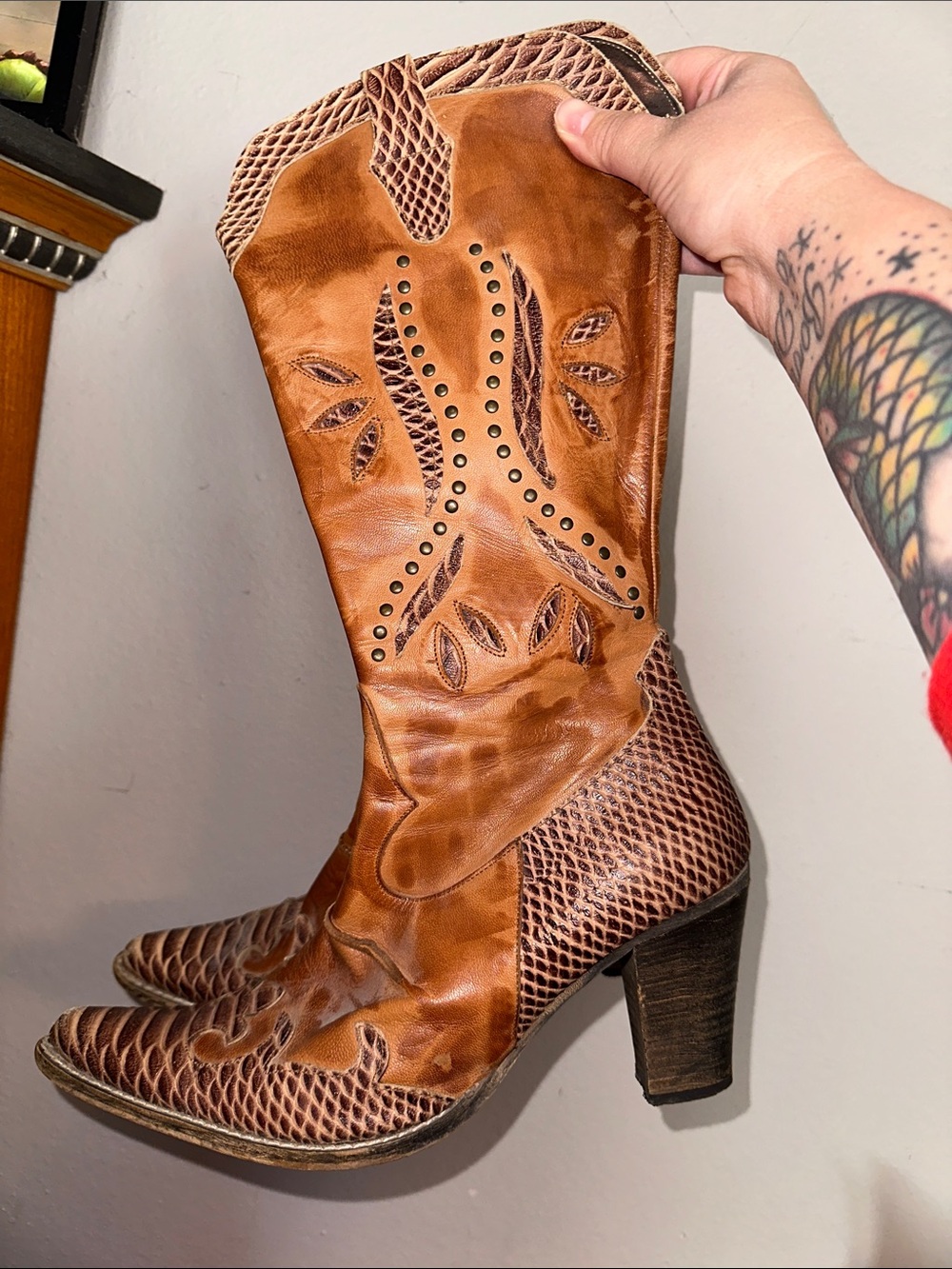 Women’s Brown Embroidered Real Leather Made in Italy  Western Boots